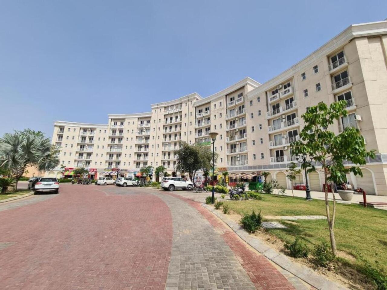 Lord Krishna Place Vrindāvan Extérieur photo